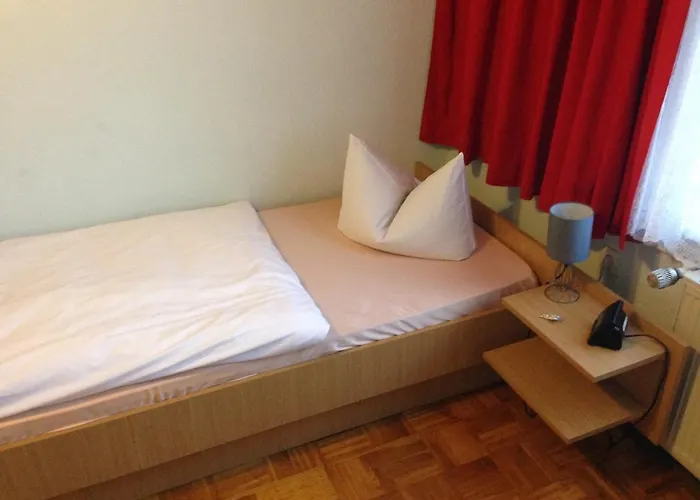 Deutsches Haus * 쿠로르트고리슈