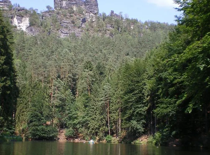 Deutsches Haus 호텔 쿠로르트고리슈